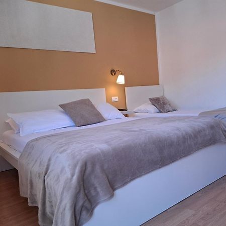 Sablic Apartment Marina Bagian luar foto